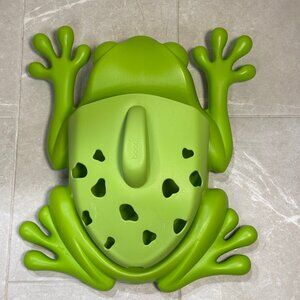 Boon Frog Pod Bath Tub Scoop Toy Green Storage Holder Caddy Storage Pool Water